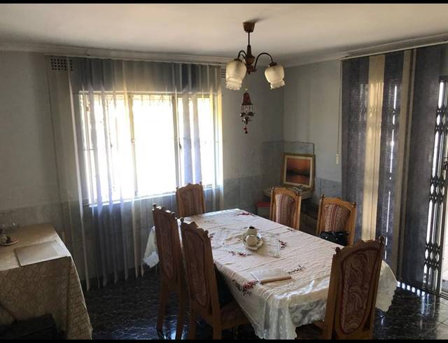 4 BEDROOM HOUSE FOR SALE IN SHALLCROSS